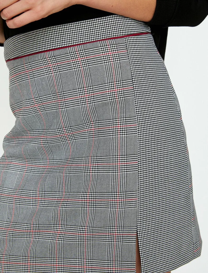 12288 Red Check Mini Skirt