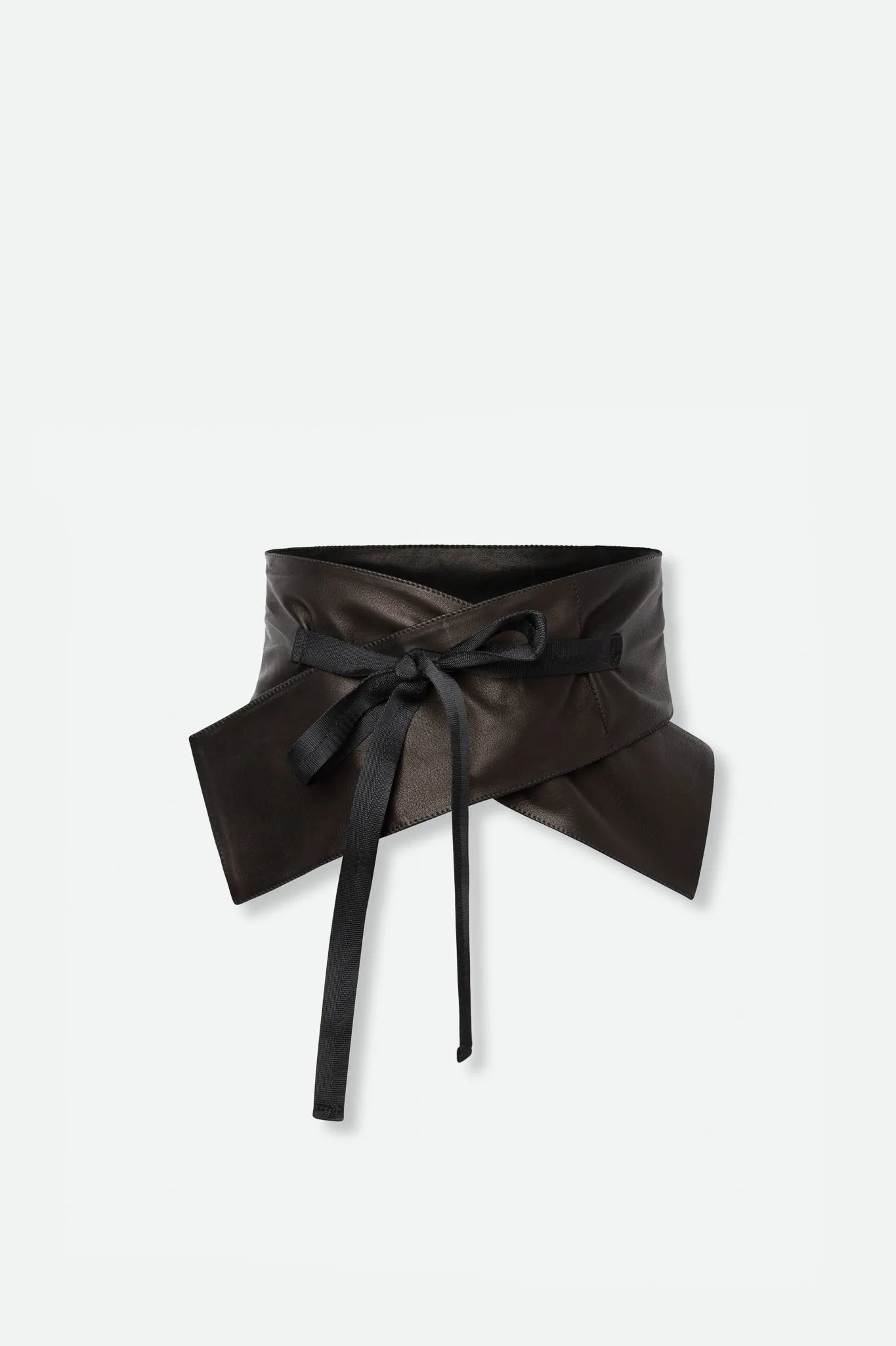 APIRO TIE FRONT KIMONO BELT IN LEATHER