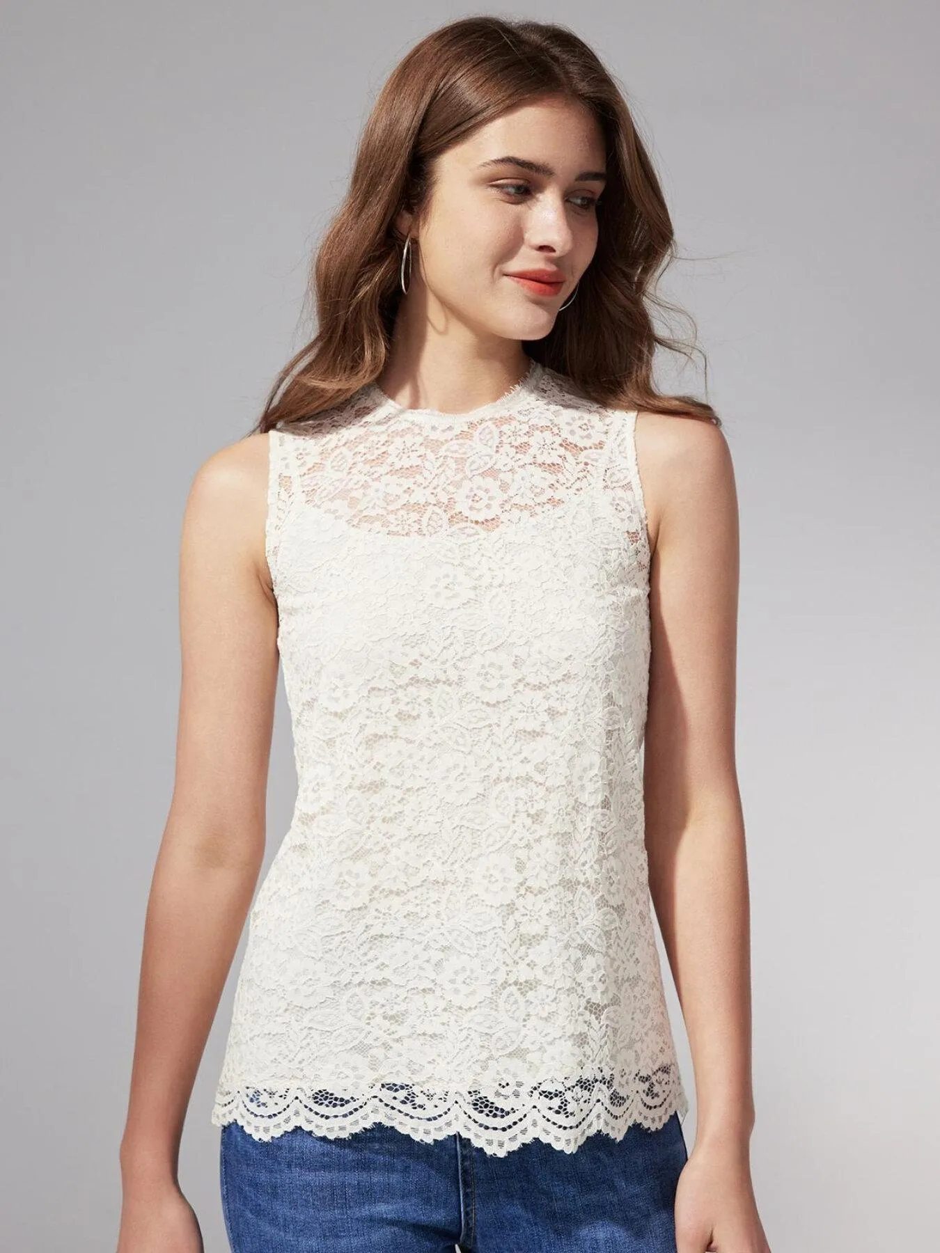 Contrast Lace Round Neck Lace Top