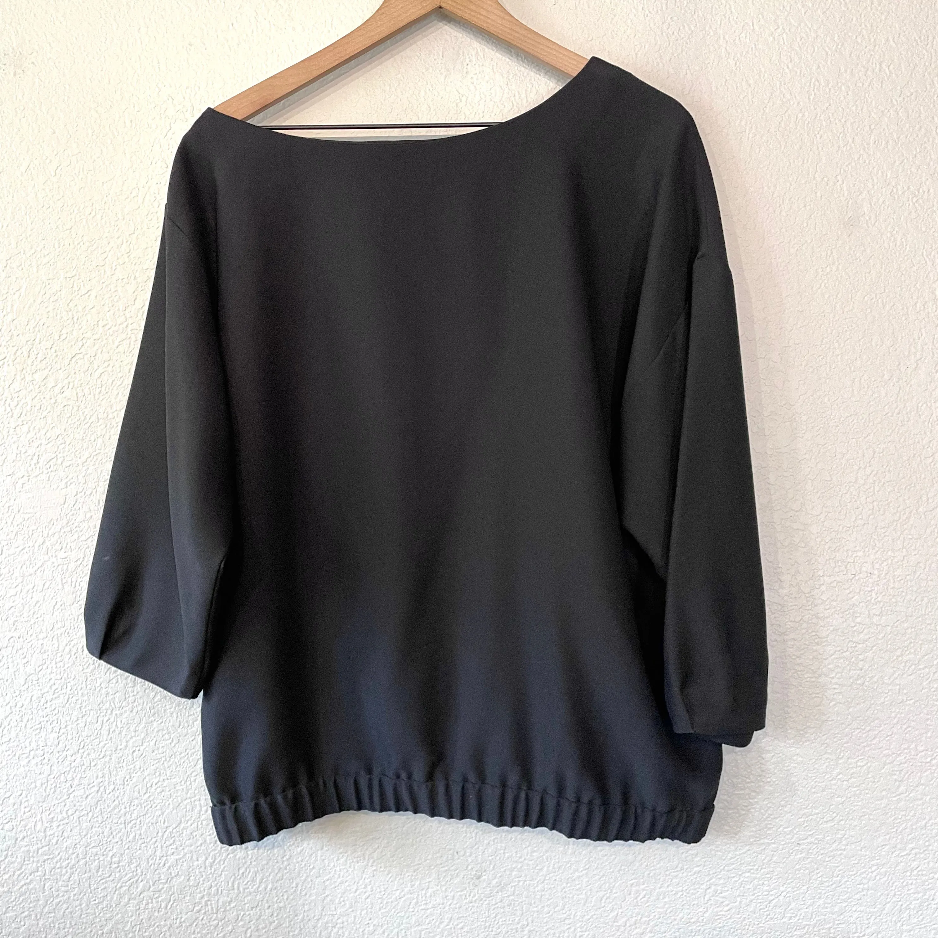 Single Off Shoulder Top