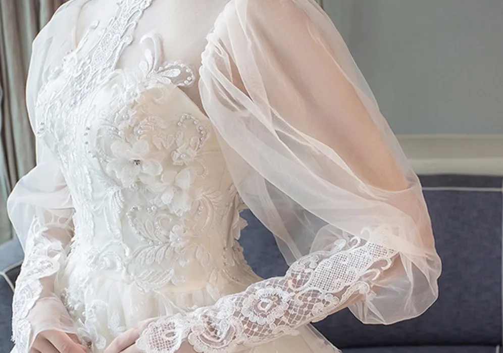 Vintage Long Sleeve Wedding Dresses